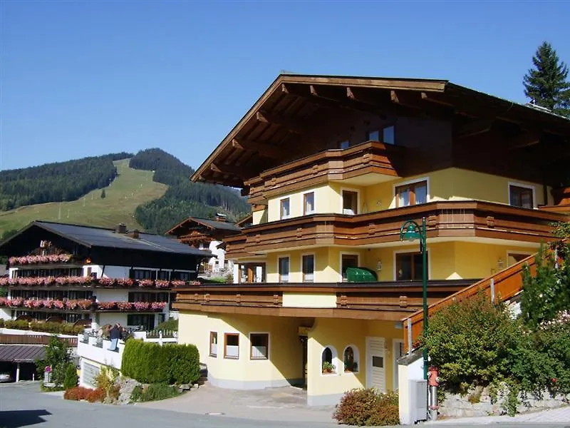 Landhaus Andrea Saalbach-Hinterglemm Apartment